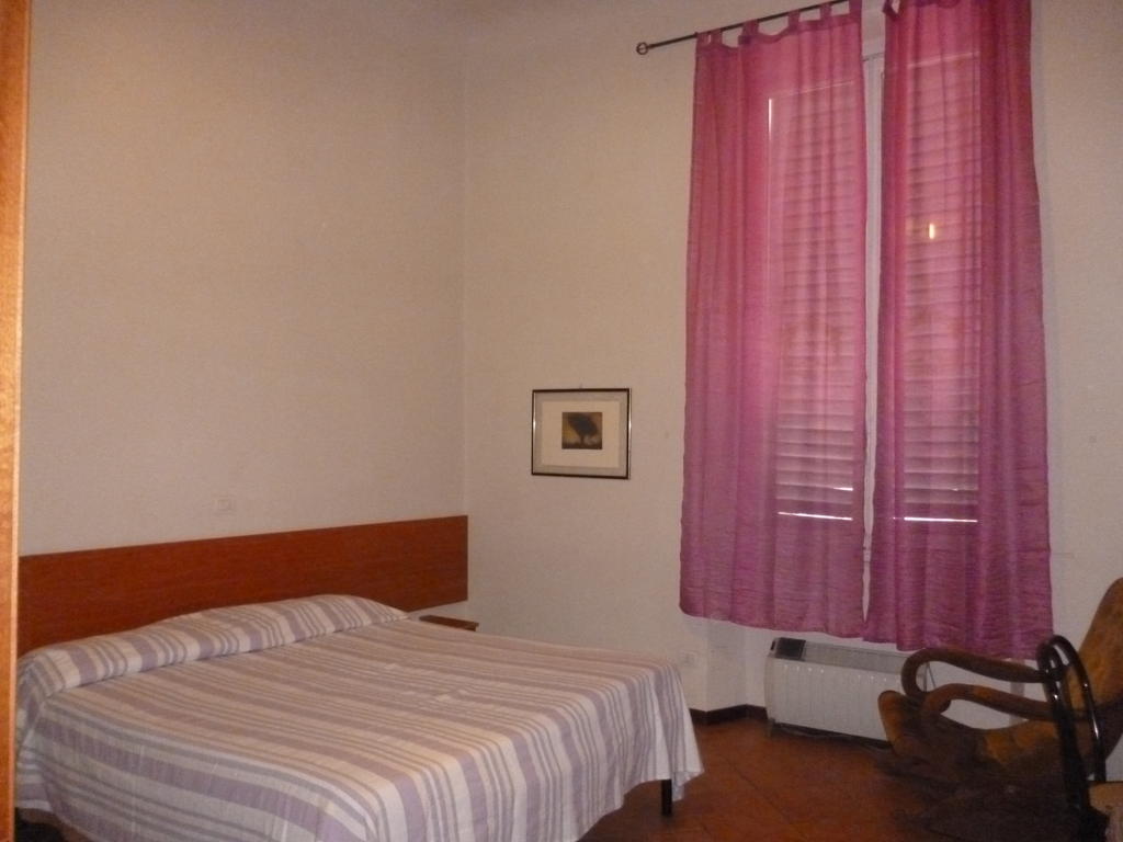 Hotel 27 Aprile à Florence Chambre photo