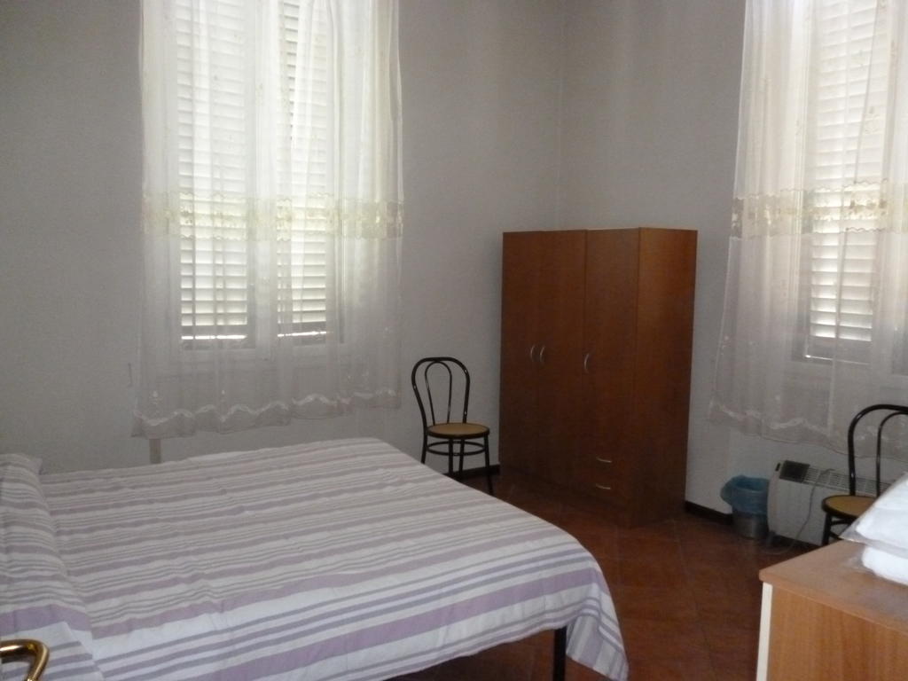 Hotel 27 Aprile à Florence Chambre photo